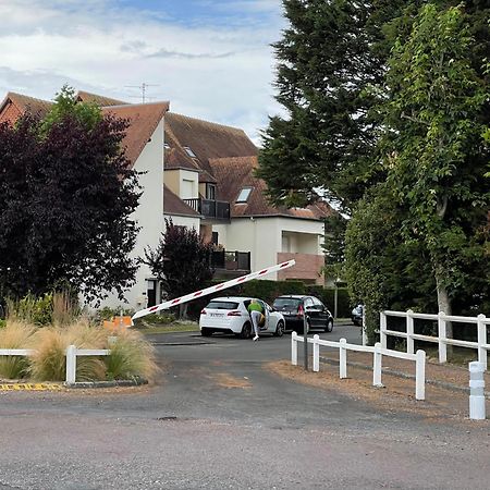 Cabourg Plage A 200M Plage Exterior foto